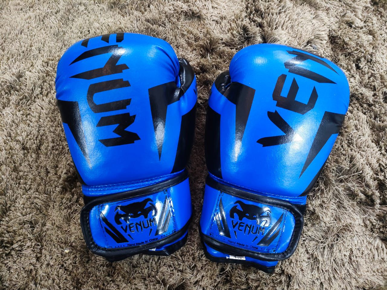 قفاز فينيوم مستورد مقاس 6